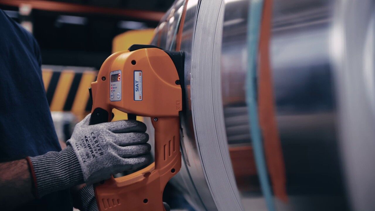 GT-ONE PLUS - bandownica akumulatorowa do taśm PP i PET GT-ONE PLUS - bandownica akumulatorowa do taśm PP i PET