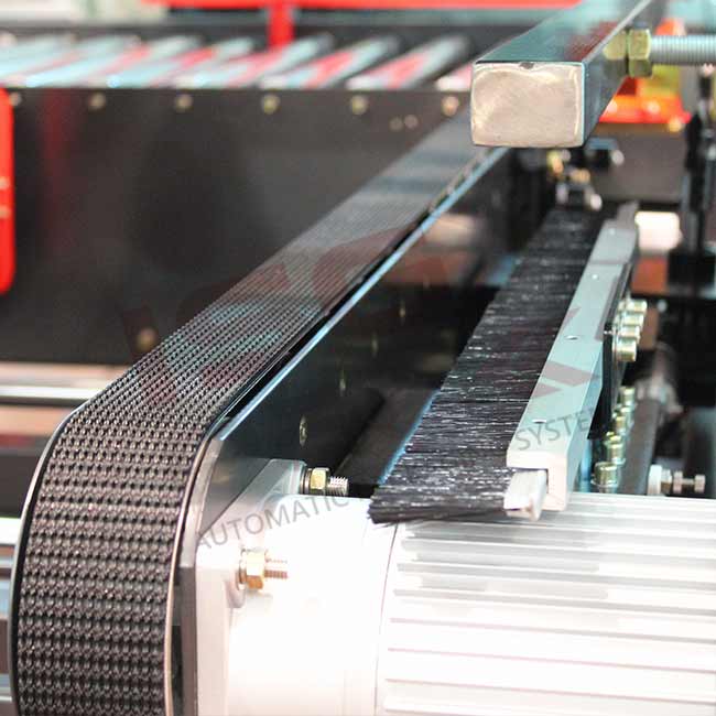 2 - SPAZZOLA-PER-ADERENZA-NASTRO-ADESIVO