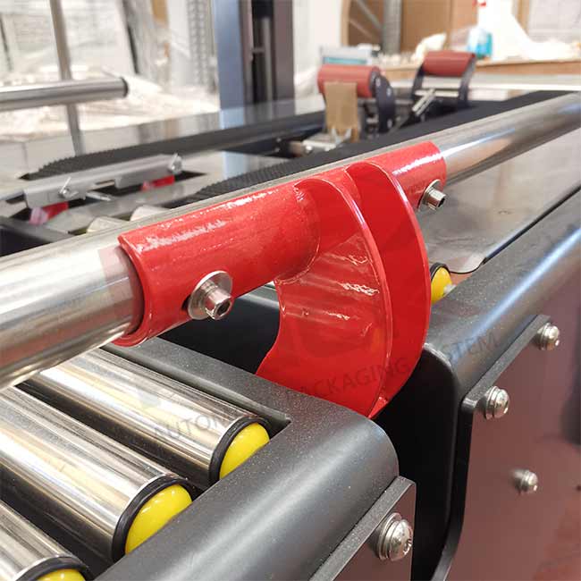 8 - Centratore-scatola-pneumatico-Random-Tape-50-TBB