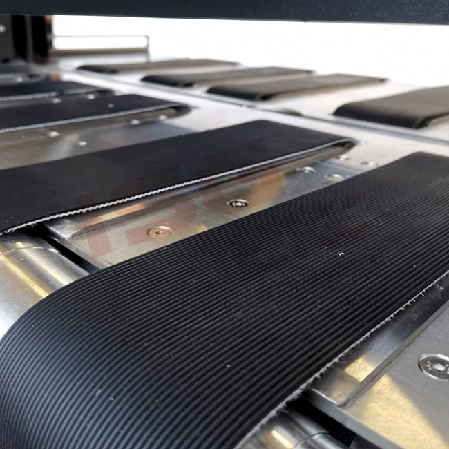 2 - REeggiatrice-con-tappeti-motorizzati-piano-di-lavoro