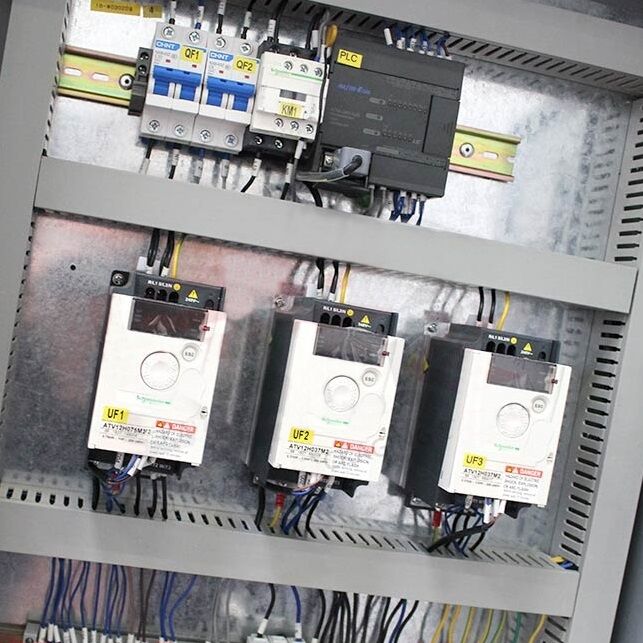 4 - quadro-elettrico-interno-fasciapallet-