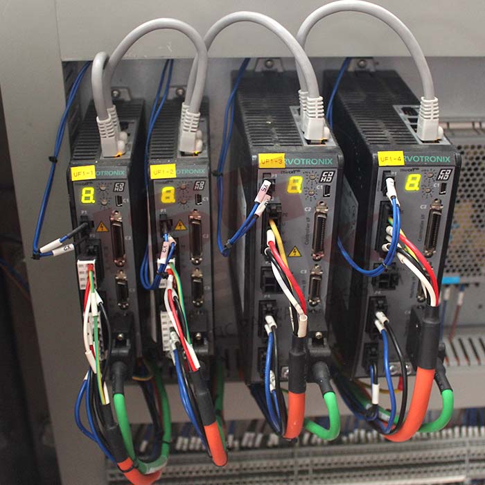 6 - confezionatrice-verticale-quadro-elettrico